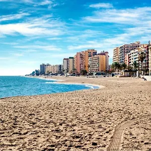 pyr-loft-puerto-fuengirola.1costadelsol.com/