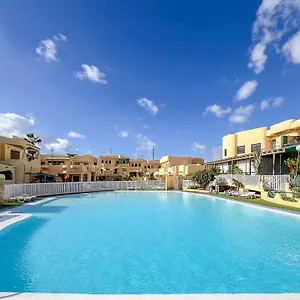recien-reformado-costa-calma-terraza-y-piscina.in-canary-islands.com/